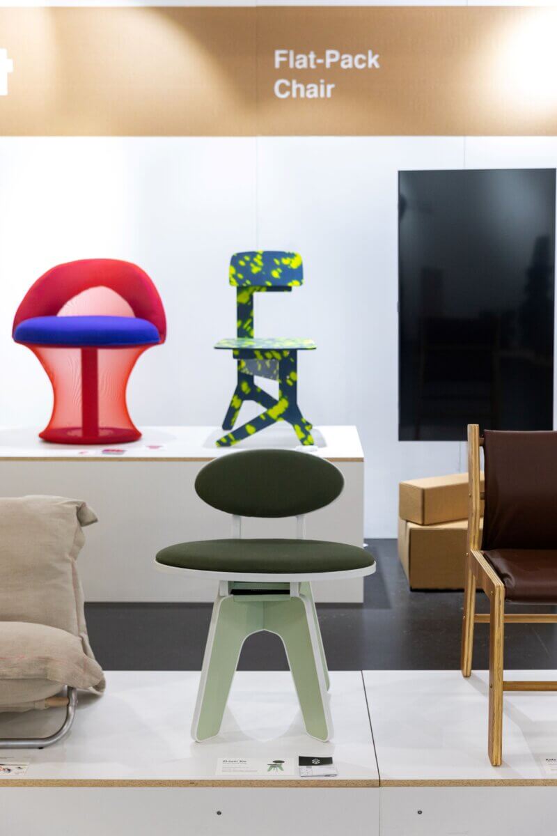 Pivota Swivel Chair by Zhiwei Xie, Pratt Institute, Brooklyn, NY
