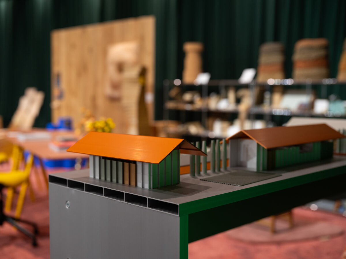 Hydro Section of Healthy Materials Lab (Image courtesy of Jenna Bascom Photography)